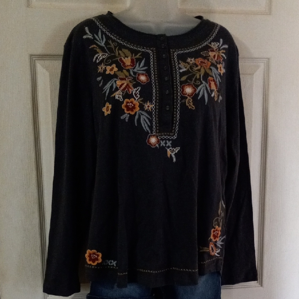 Frazzle Floral Embroidered Long Sleeve Top 100% Cotton Top SZ.L